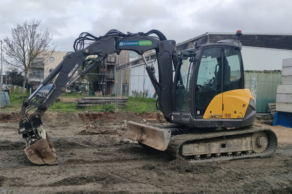 Pelles urbaines à pneus (+1 à chenilles caoutchouc) 